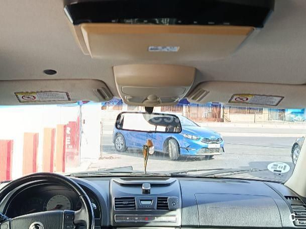 Usado Ssangyong (KGM) Rexton 155 CV (114 kW) 2015 Negro SUV