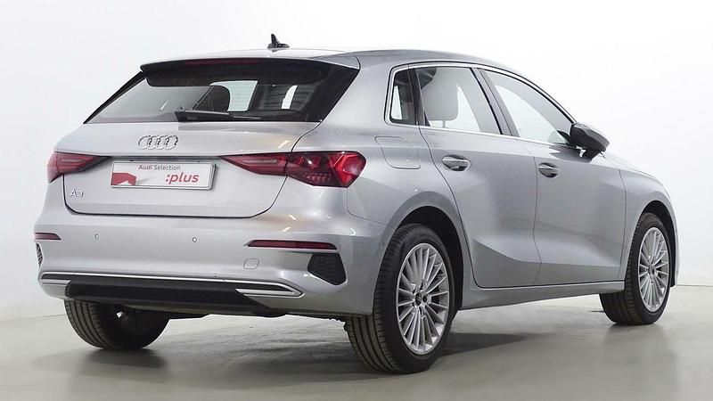 Usado Audi A3 Advanced Plus 110 CV (80 kW) 2023 Gris Berlina