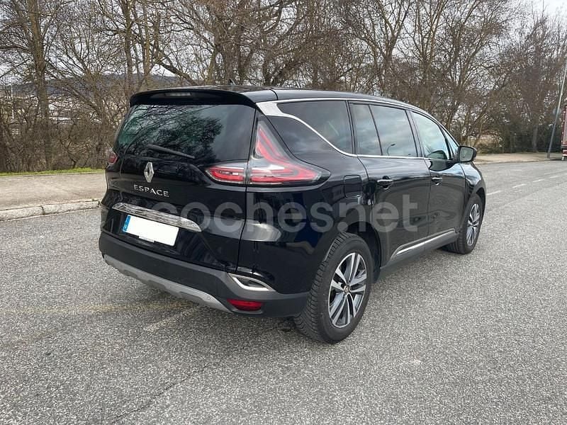Usado Renault Espace Zen 160 CV (117 kW) 2018 Negro Monovolumen