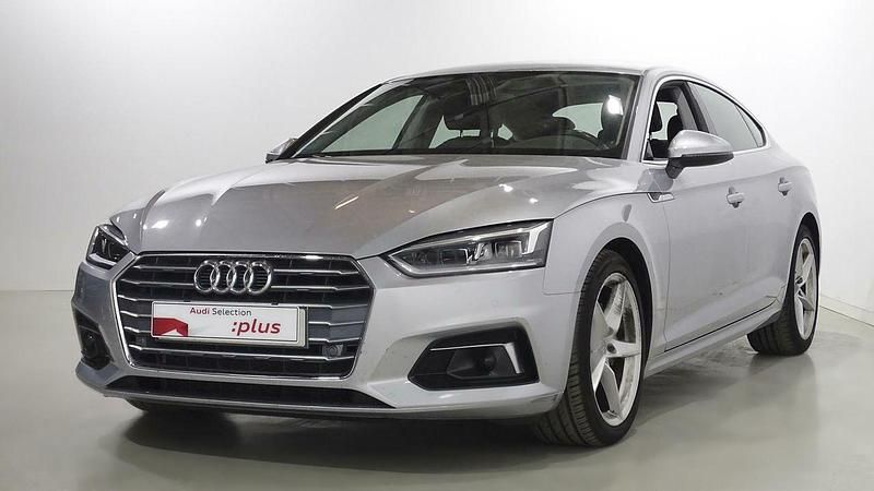 Gris Usado 2018 Audi A5 Sportback Sport Berlina | 28.950 € (Un poco caro) - Imagen 1/4