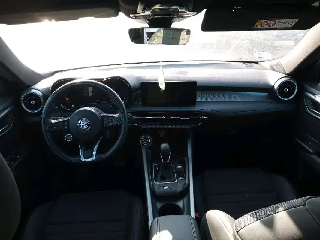 Usado Alfa Romeo Tonale Sprint 131 CV (96 kW) 2022 SUV