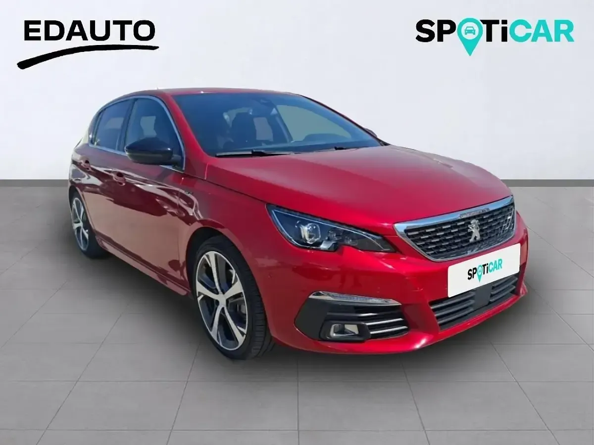 Usado Peugeot 308 GT 130 CV (95 kW) 2021 Rojo Berlina