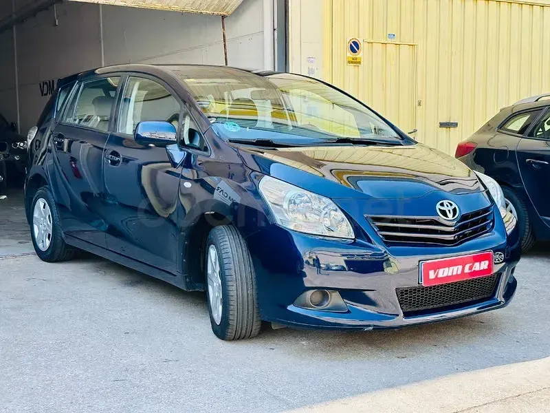 Usado Toyota Verso Active 132 CV (97 kW) 2009 Azul Monovolumen