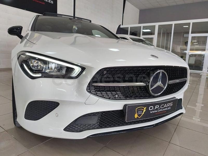 Usado Mercedes CLA200 163 CV (119 kW) 2023 Blanco Berlina