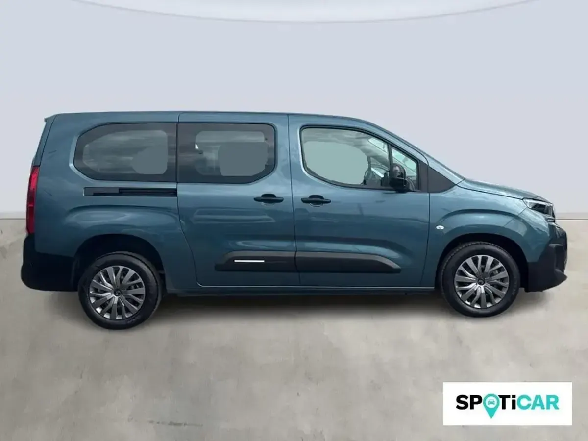 Usado Citroën Berlingo 130 CV (95 kW) 2025 Monovolumen