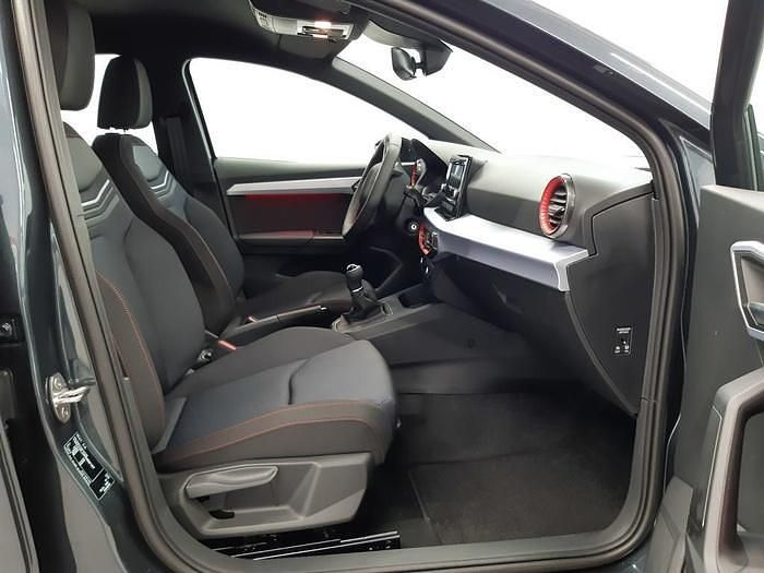 Usado Seat Ibiza FR 115 CV (84 kW) 2024 Gris Berlina