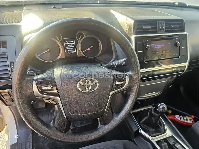 Usado Toyota Land Cruiser 177 CV (130 kW) 2020 Blanco SUV
