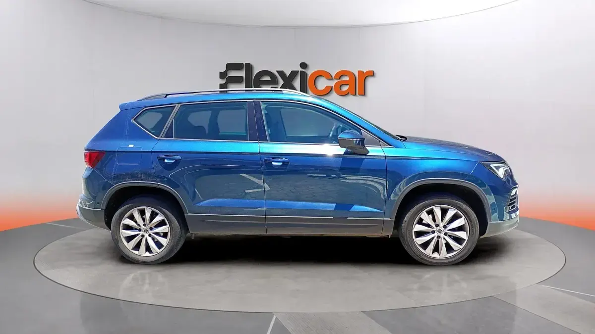 Usado Seat Ateca Style 150 CV (110 kW) 2023 Azul SUV