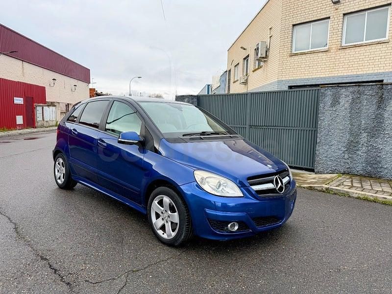 Usado Mercedes B180 Sport Edition 109 CV (80 kW) 2009 Azul Monovolumen