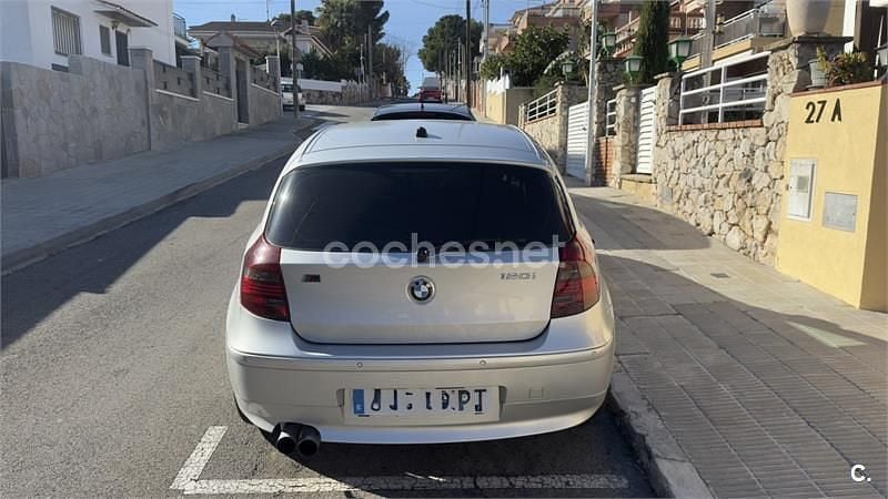 Usado BMW 120 150 CV (110 kW) 2006 Gris / plata Utilitario