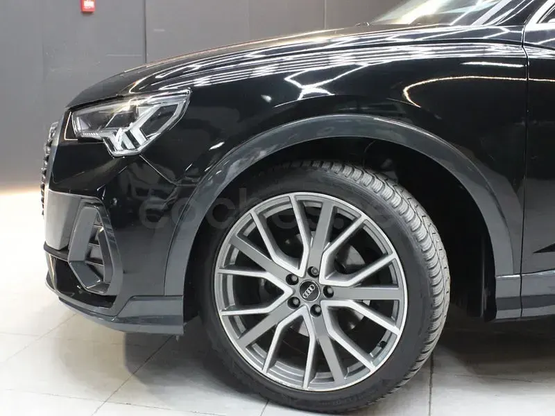 Usado Audi Q3 Sportback 150 CV (110 kW) 2021 Negro SUV
