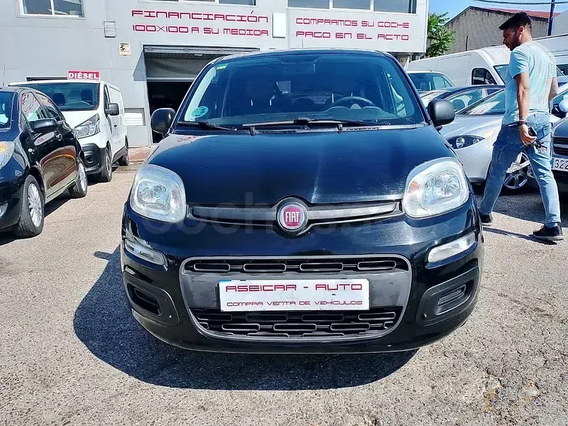 Usado Fiat Panda 69 CV (50 kW) 2015 Negro Utilitario