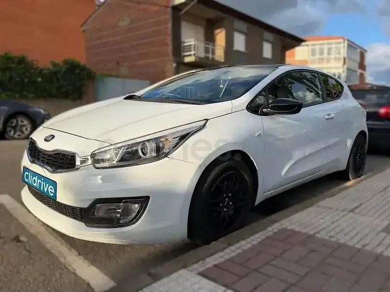 Usado Kia ProCeed 100 CV (73 kW) 2013 Blanco Utilitario