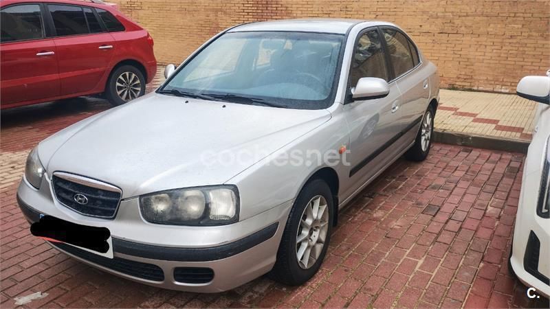 Usado 2002 Hyundai Elantra Berlina | 2300 € - Imagen 1/4
