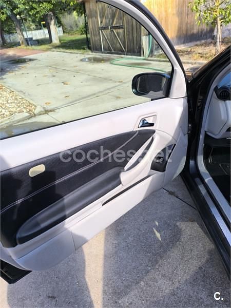 Usado Mercedes C230 192 CV (141 kW) 2005 Negro Berlina