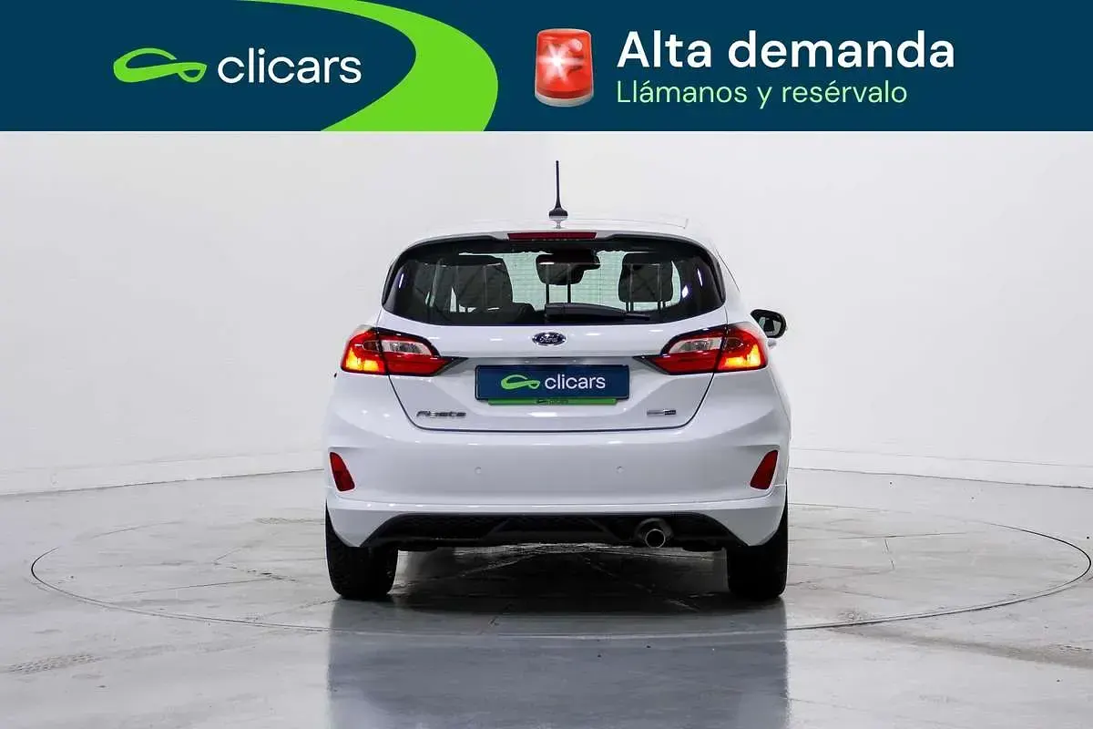 Usado Ford Fiesta ST-Line 125 CV (91 kW) 2023 Blanco Utilitario