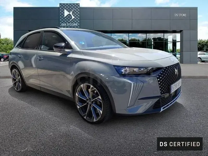 Usado DS Automobiles DS7 Crossback Opera 360 CV (264 kW) 2024 Gris / plata SUV