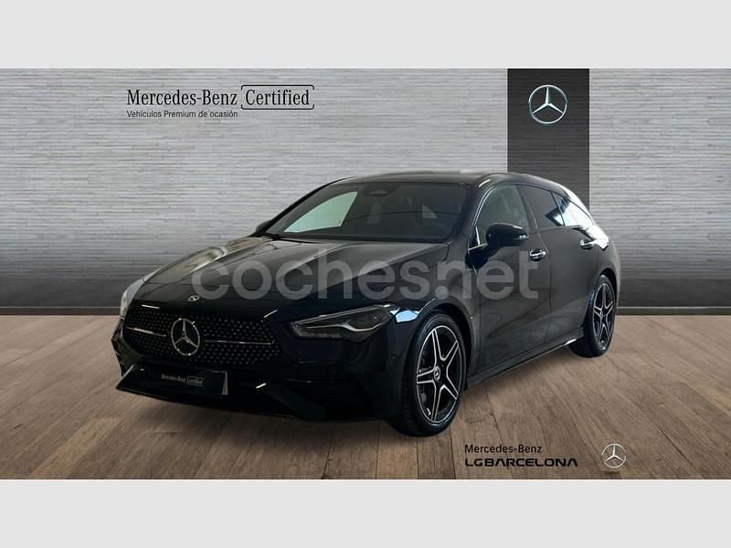 Negro Usado 2024 Mercedes CLA200 Shooting Brake Familiar | 38.500 € (Precio justo) - Imagen 1/4