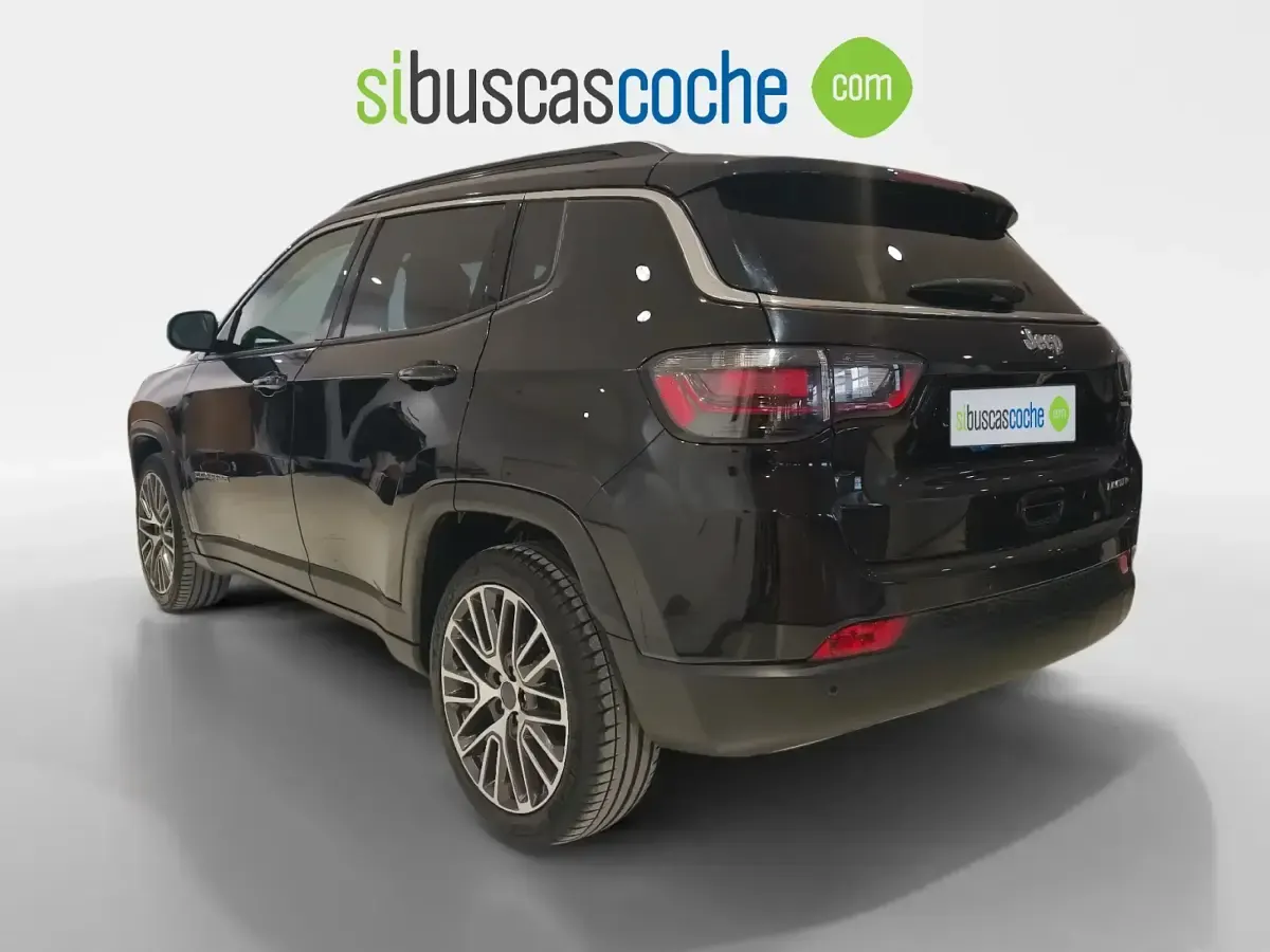 Usado Jeep Compass Limited 130 CV (95 kW) 2022 Negro SUV