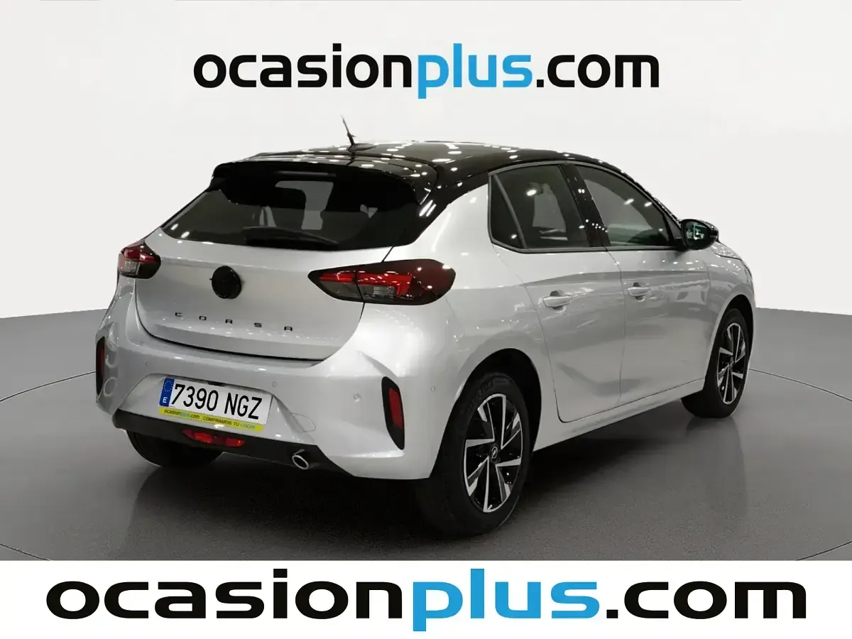 Nuevo Opel Corsa 100 CV (73 kW) 2025 Gris Utilitario