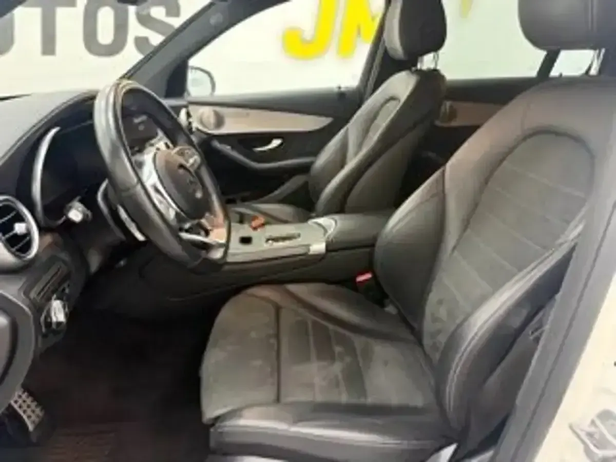 Usado Mercedes GLC300 258 CV (189 kW) 2021 Blanco SUV