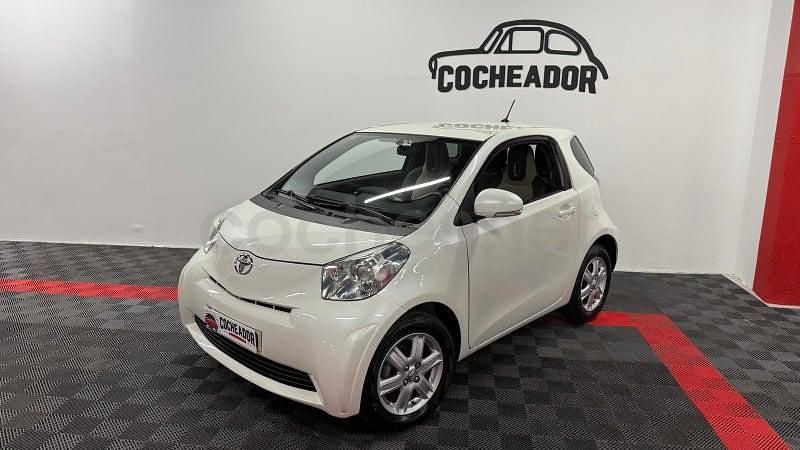Usado Toyota iQ 68 CV (50 kW) 2009 Blanco Utilitario