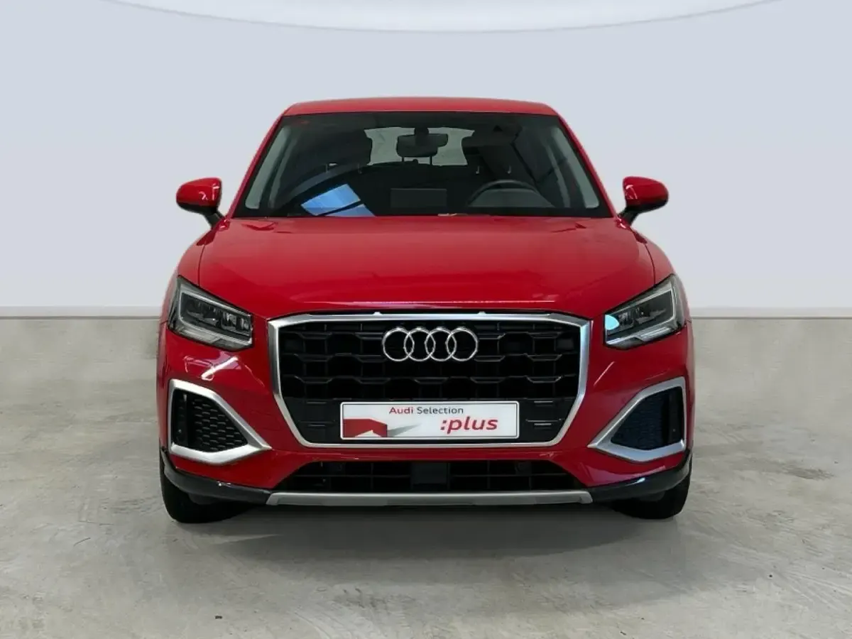 Usado Audi Q2 Advanced Plus 110 CV (80 kW) 2021 Rojo SUV