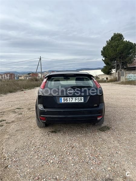 Usado Ford Focus Sport 115 CV (84 kW) 2007 Negro Berlina