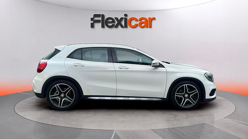 Usado Mercedes GLA220 AMG line 177 CV (130 kW) 2016 Blanco SUV