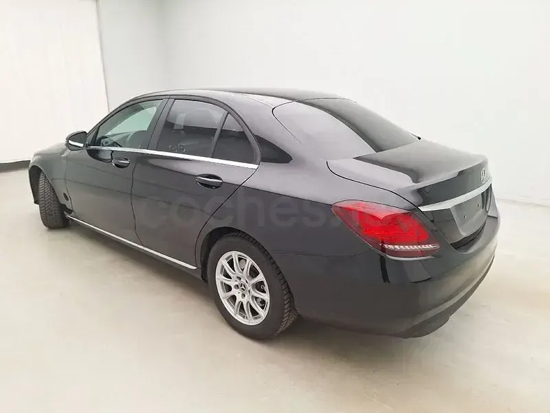 Usado Mercedes C200 160 CV (117 kW) 2019 Negro Berlina