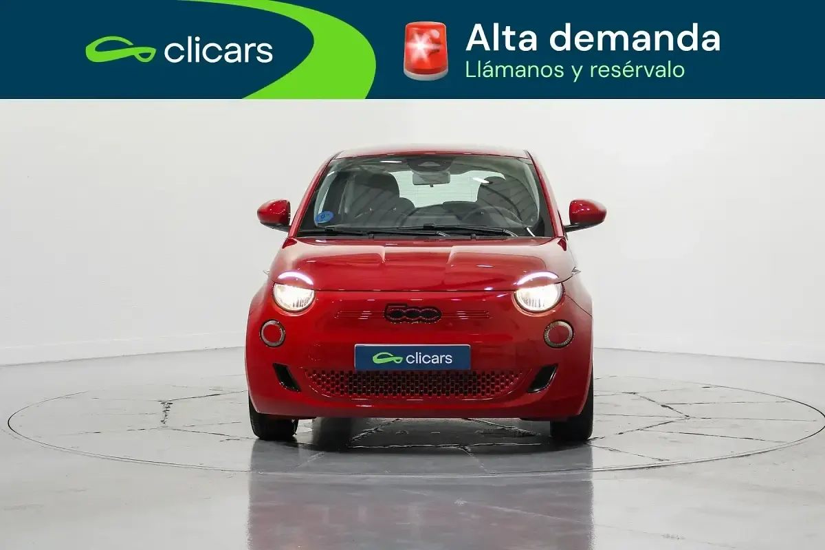 Usado Fiat 500e Red 69 kW (95 CV) 2021 Rojo Utilitario