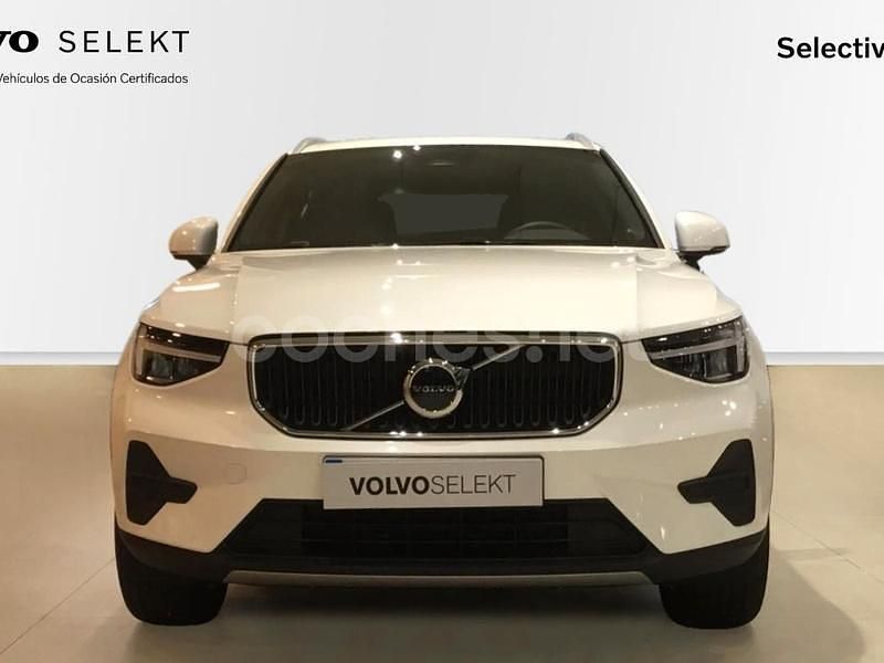 Nuevo Volvo XC40 Core 163 CV (119 kW) 2025 Blanco SUV