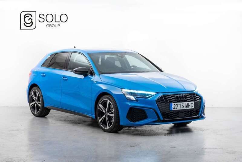 Azul Usado 2023 Audi A3 Ambiente Berlina | 27.450 € (Precio justo) - Imagen 1/4