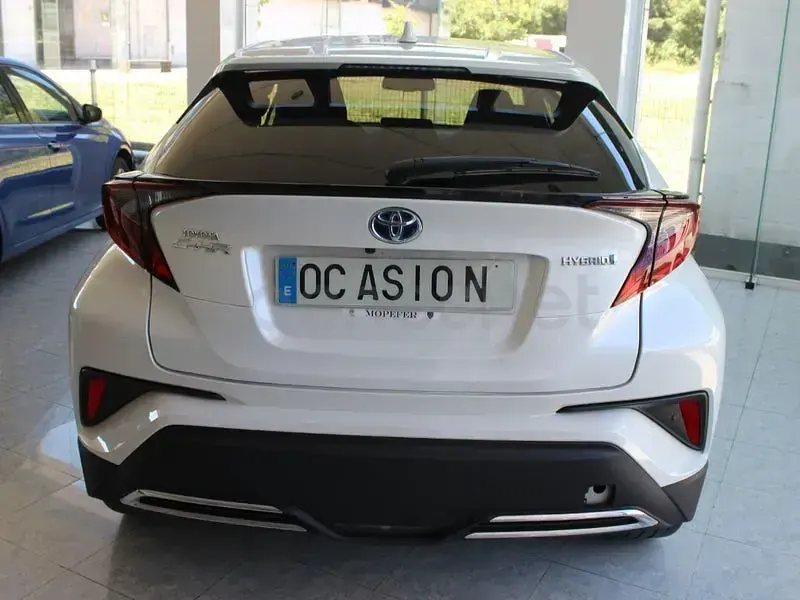 Usado Toyota C-HR Advance 184 CV (135 kW) 2022 Blanco SUV