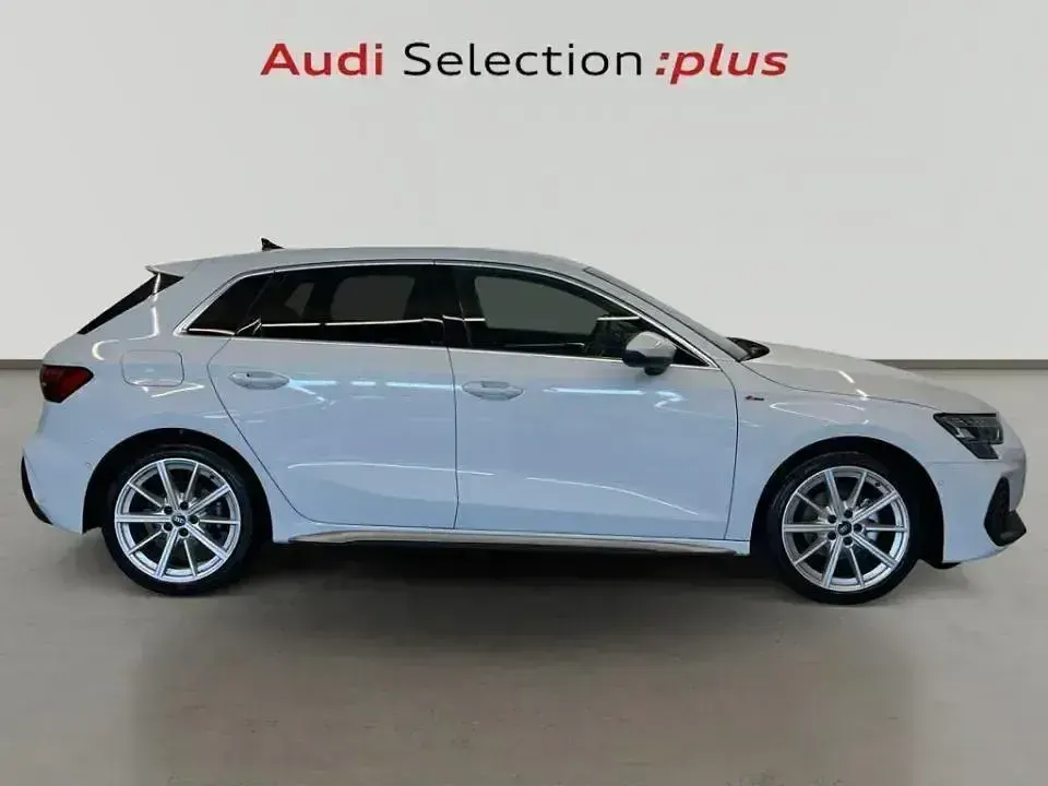 Brugt Audi A3 S-Line 150 HK (110 kW) 2025 Hvid Sedan