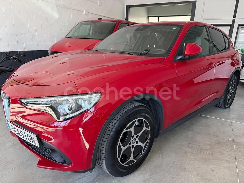 Rojo Usado 2022 Alfa Romeo Stelvio Sprint SUV | 20.900 € (Super precio) - Imagen 1/4