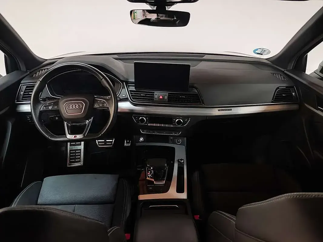 Usado Audi Q5 204 CV (150 kW) 2024 Gris SUV