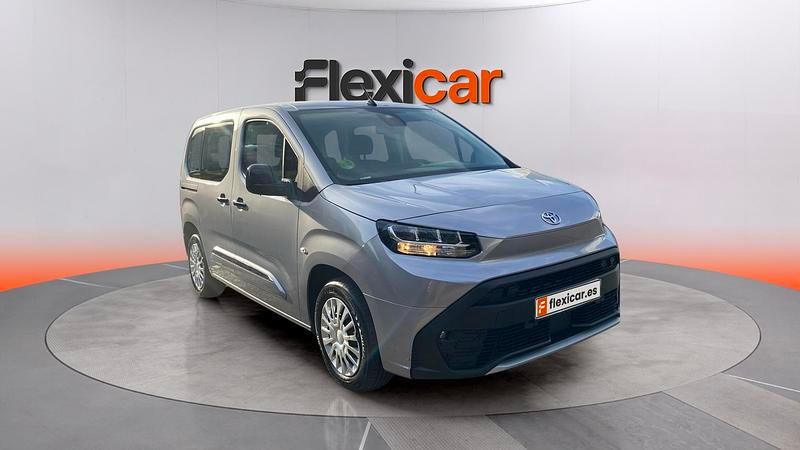 Usado Toyota Proace Verso Active 131 CV (96 kW) 2025 Gris Familiar
