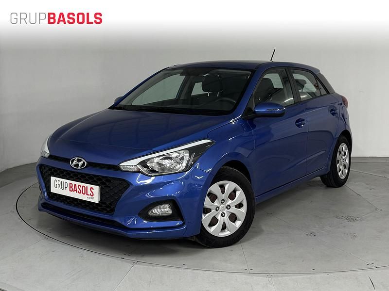 Usado Hyundai i20 100 CV (73 kW) 2020 Blanco Utilitario