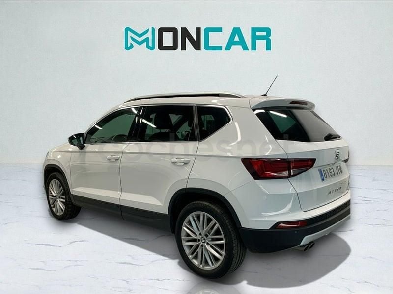 Usado Seat Ateca 4Drive 150 CV (110 kW) 2016 Blanco SUV