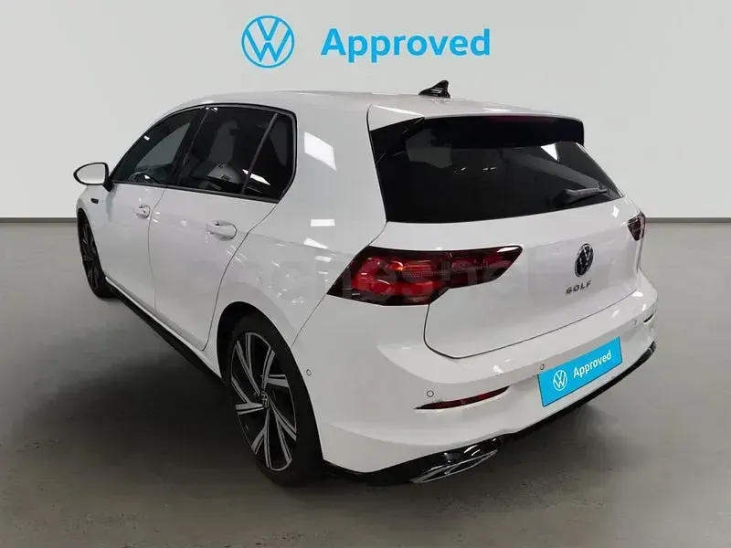 Usado VW Golf VII R-line 150 CV (110 kW) 2021 Blanco Utilitario