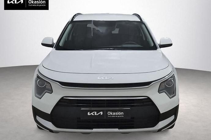 Usado Kia Niro 141 CV (103 kW) 2025 Blanco SUV