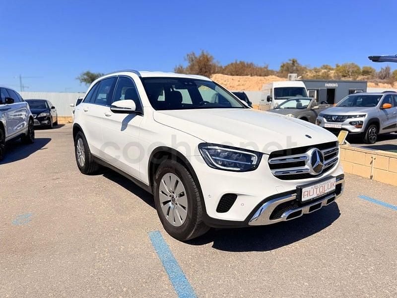 Usado Mercedes GLC220 194 CV (142 kW) 2022 Blanco SUV