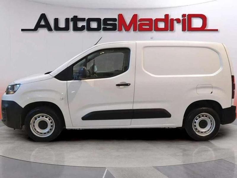Usado Citroën Berlingo Live 103 CV (75 kW) 2020 Blanco Monovolumen