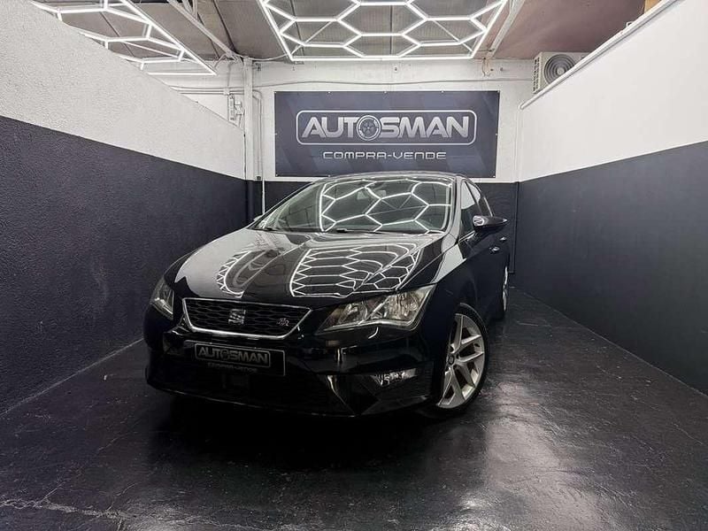 Usado Seat Leon FR 150 CV (110 kW) 2015 Negro Utilitario