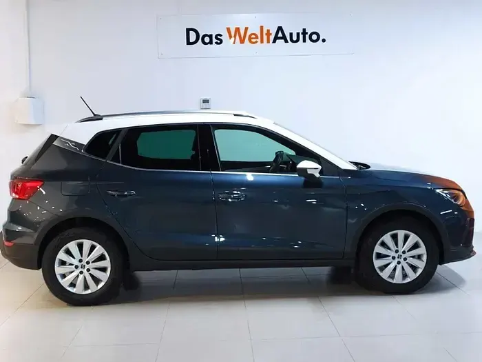 Usado Seat Arona Xperience 116 CV (85 kW) 2025 Gris SUV
