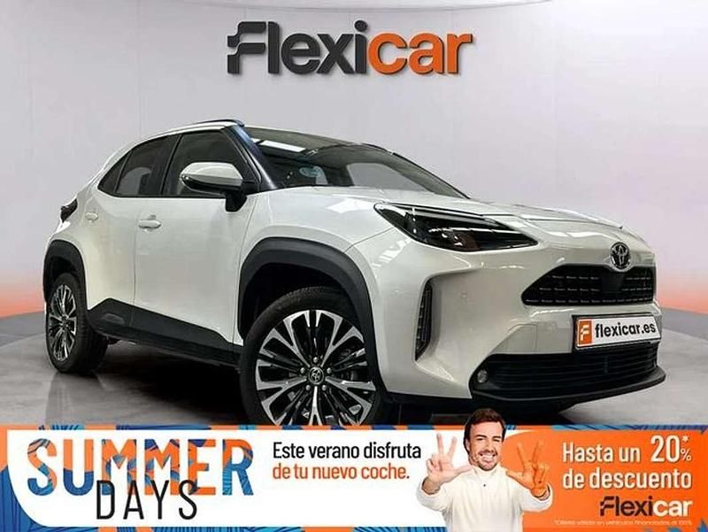 Blanco Usado 2024 Toyota Yaris Cross SUV | 22.790 € (Super precio) - Imagen 1/4