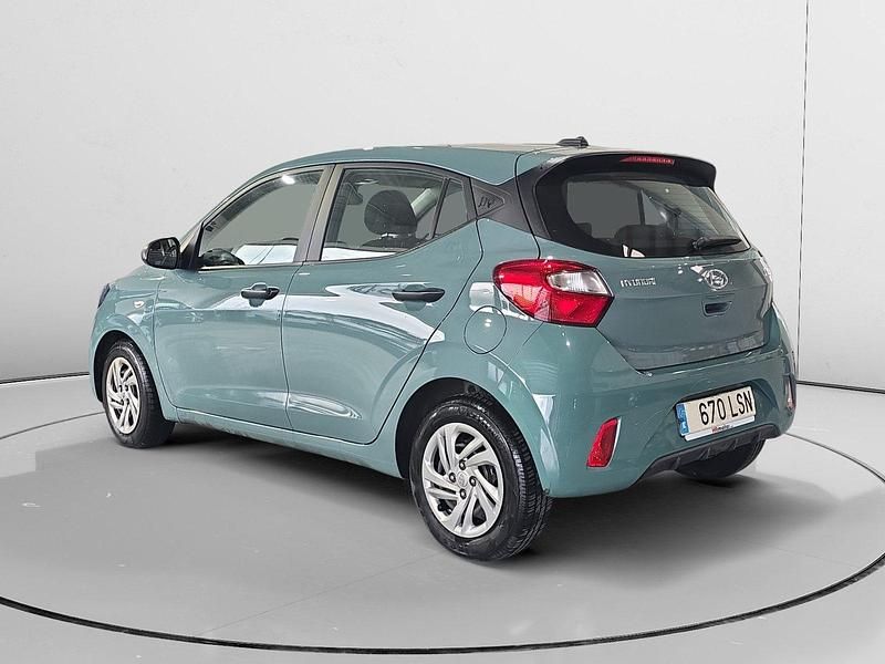 Usado Hyundai i10 67 CV (49 kW) 2021 Azul Utilitario