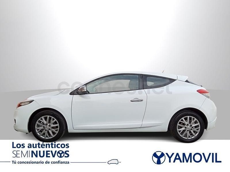 Usado Renault Mégane Dynamique 110 CV (80 kW) 2014 Blanco Berlina