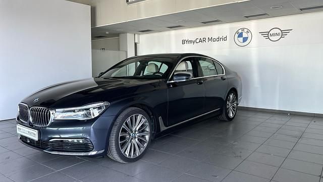 Gris / plata Usado 2018 BMW 750 Comfort Edition Berlina | 37.900 € - Imagen 1/4